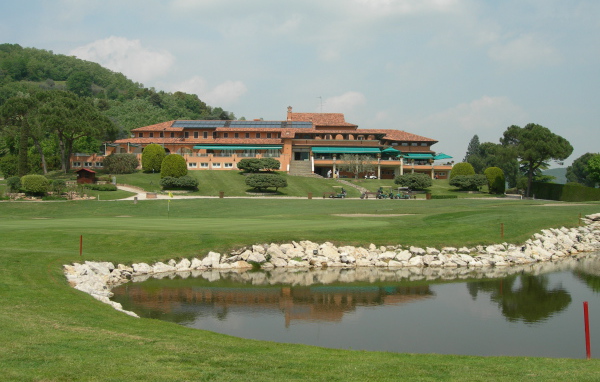 Гольф клуб в Падуе, Италия