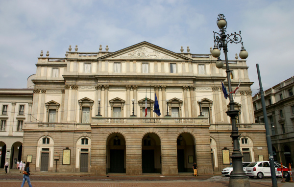 Оперный театр Ла Скала в Милане, Италия