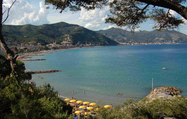 Курорт Алассио, Италия