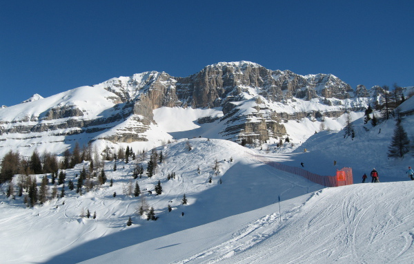 Отдых на горнолыжном курорте Мадонна ди Кампильо, Италия