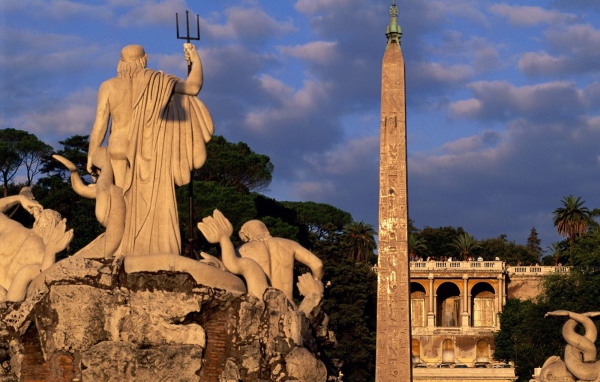 Статуи богов в Риме, Италия