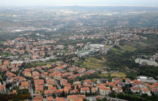 Вид с холма в Сан Марино, Италия