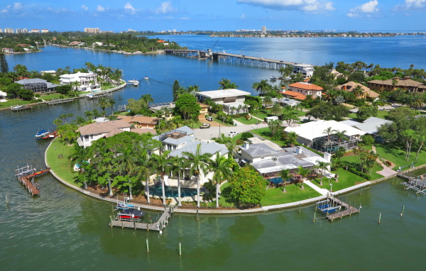 Вилла в Сан Ремо, Италия