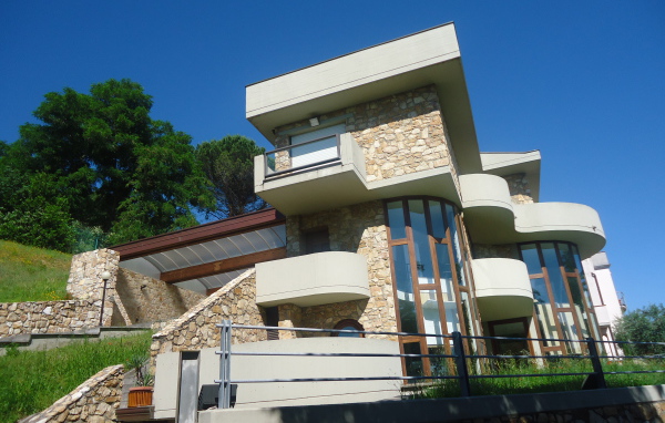 Вилла на курорте в Монтекатини Терме, Италия