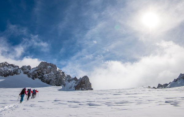 Зимний отдых на горнолыжном курорте Курмайор, Италия