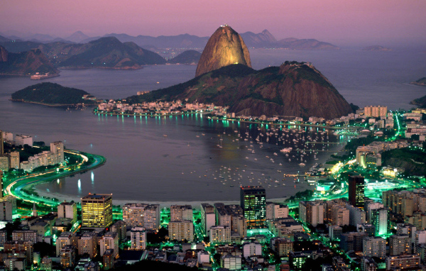 Панама ночью