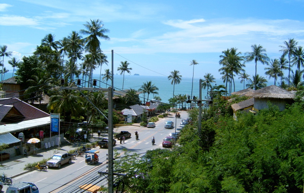 Городская улица на курорте Краби, Таиланд