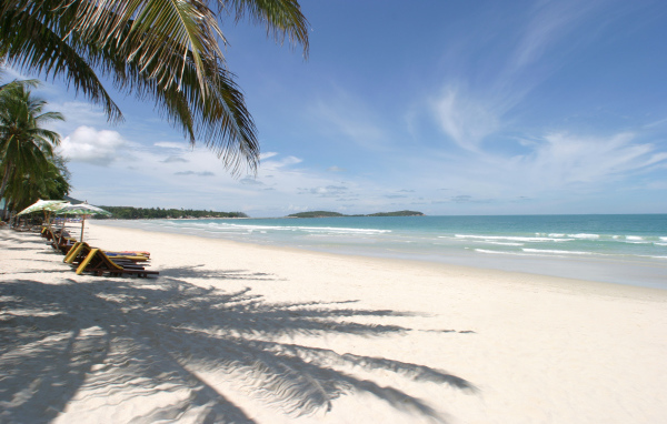 Песчаный пляж на курорте Хуа Хин, Таиланд