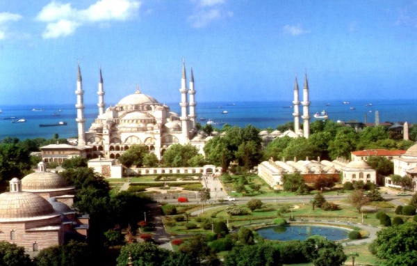 Старинный храм в Стамбуле