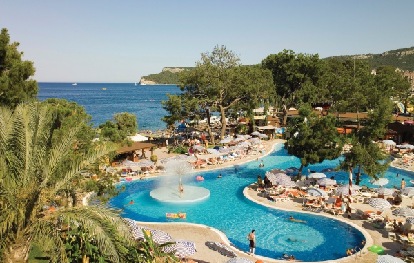 Курорт Кемер зимой, Турция