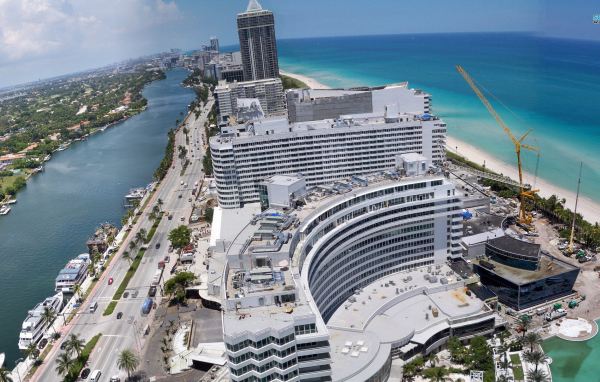 Стройка роскошного отеля в Майами