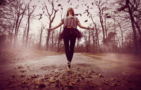 Осенний танец балерины