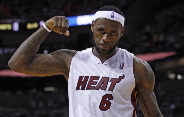 Баскетболист Леброн Джеймс