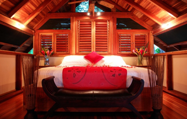 Спальня для молодоженов