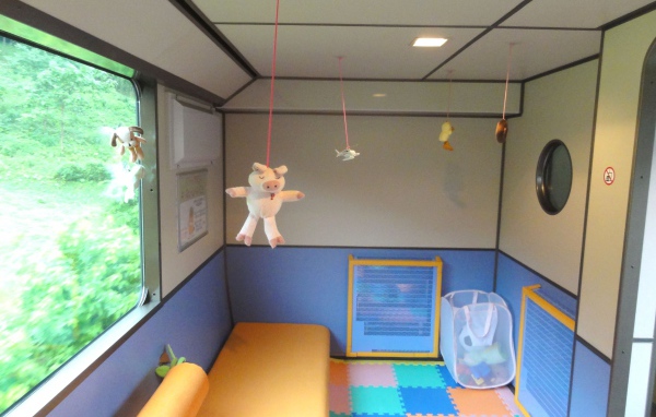 Детская комната на балконе