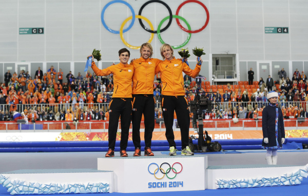 Голландский конькобежец Ян Смеекенс обладатель серебряной медали