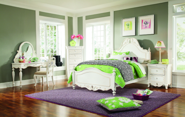 Серые стены в спальне