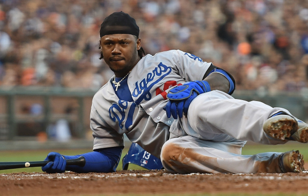 Хенли Рамирес прилег на бейсбольное поле