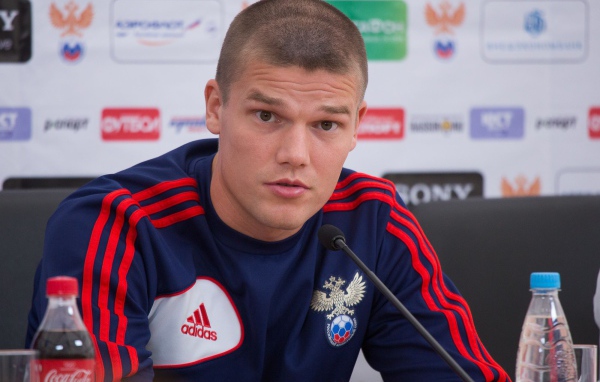 Игорь Денисов капитан сборной России