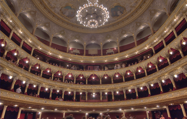 Интерьер Национального театра оперы и балета Одесса