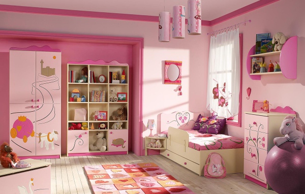 Детская для девочки в розовом стиле