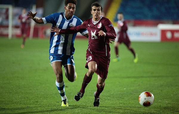 Роман Еременко полузащитник клуба Рубин на поле