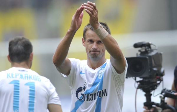 Сергей Семак полузащитник клуба Зенит