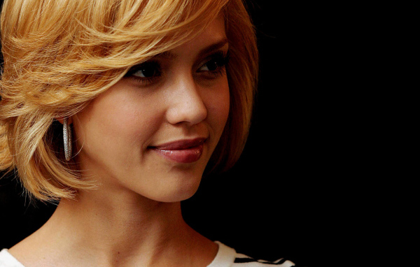 Популярная киноактриса Джессика Альба