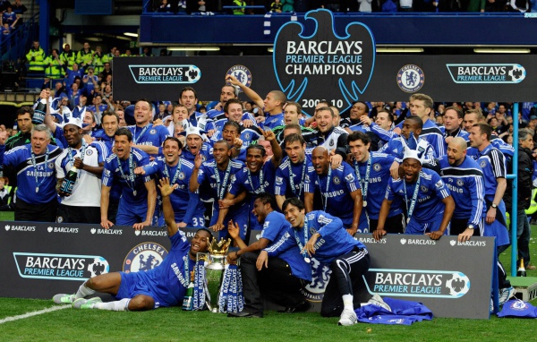 Популярный клуб Лондона Челси