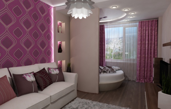 Фиолетовый орнамент на стене гостиной