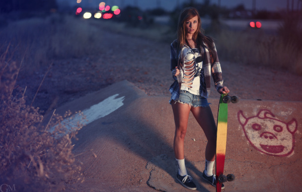 Скейтер девушка