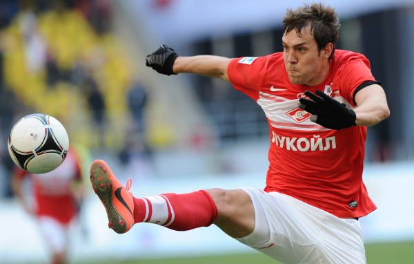 Полузащитник Спартака Динияр Билялетдинов