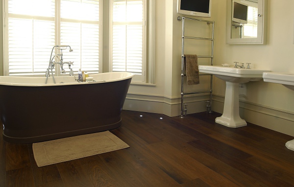 Напольная ванная