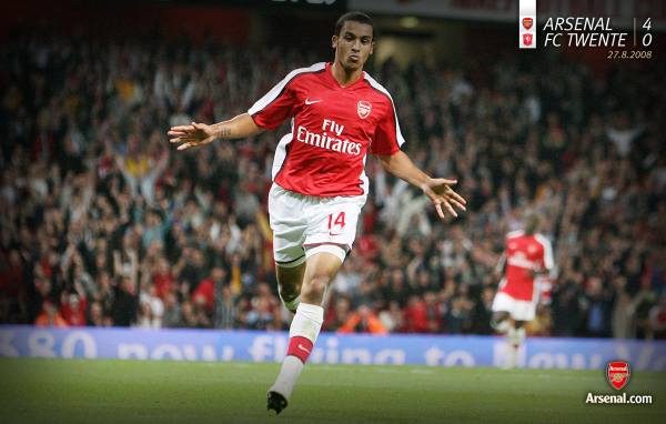 Популярный футбольный клуб Англии Арсенал