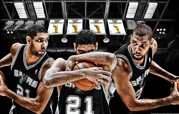 Тим Дункан в атаке