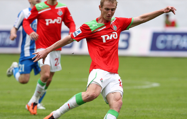 Vladislav Ignatiev Lokomotiv player on the field
