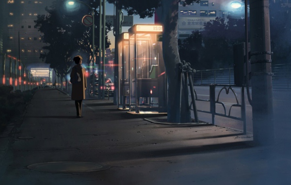 Одинокая девушка на улице в аниме Пять сантиметров в секунду