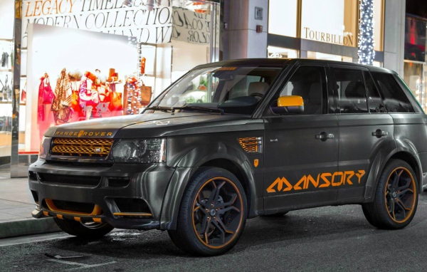 Черный Range Rover Sport by Mansory