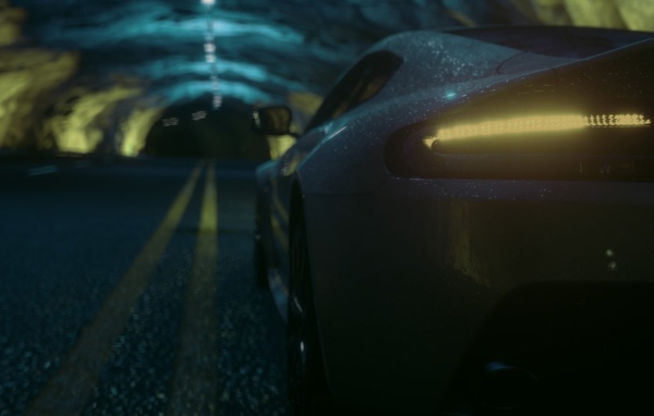 Быстрый Aston Martin внутри тоннеля