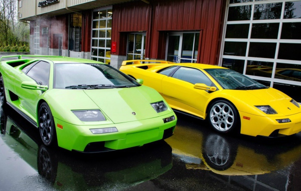 Яркие Lamborghini Diablo