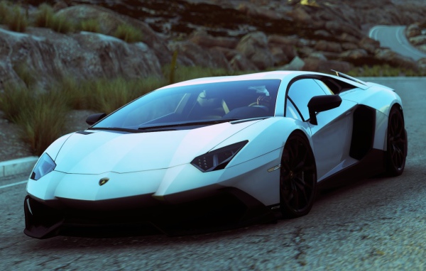 Нежно голубой цвет авто Ламборгини