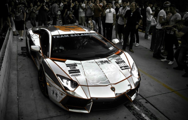 Гоночный Lamborghini Aventador LP 700-4