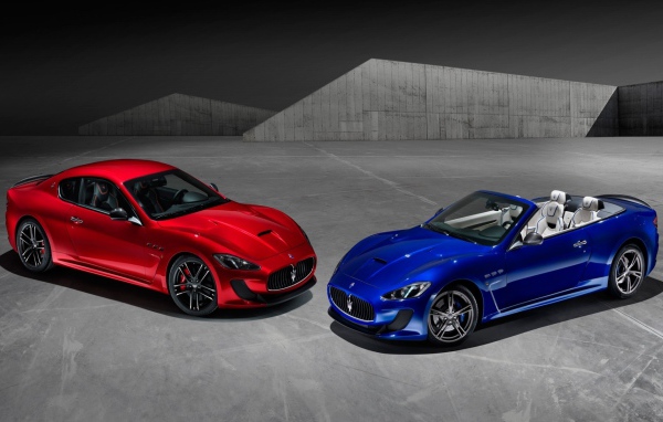 Два авто марки Maserati