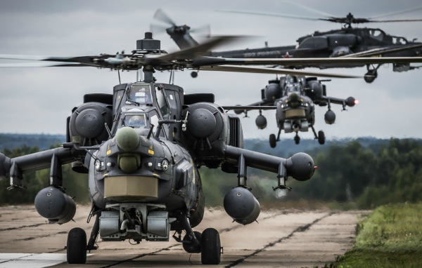 Пилотажная группа на Ми-28Н