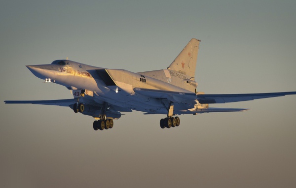 Дальний сверхзвуковой бомбардировщик-ракетоносец - Ту-22М3