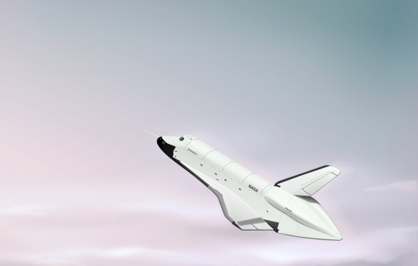 Шаттл над облаками