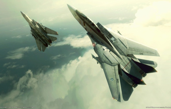 Два истребителя идут параллельным курсом