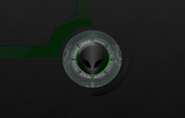 Лицо инопланетянина, серый фон