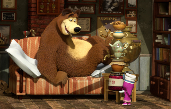 Маша зовет медведя пить чай, мультфильм Маша и медведь