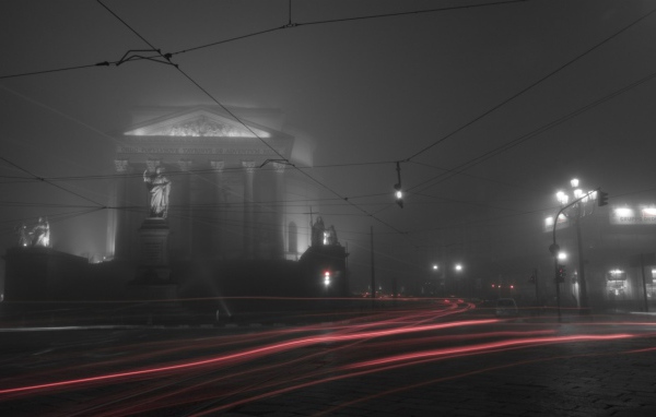 Туманный город Турин, Италия